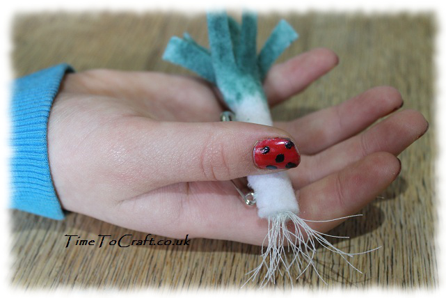 ladybird nails and felt leek