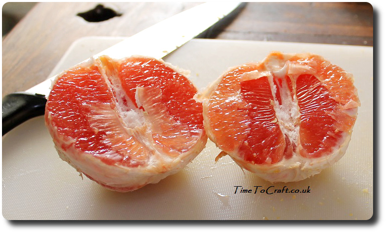 cut up grapefruit for cake