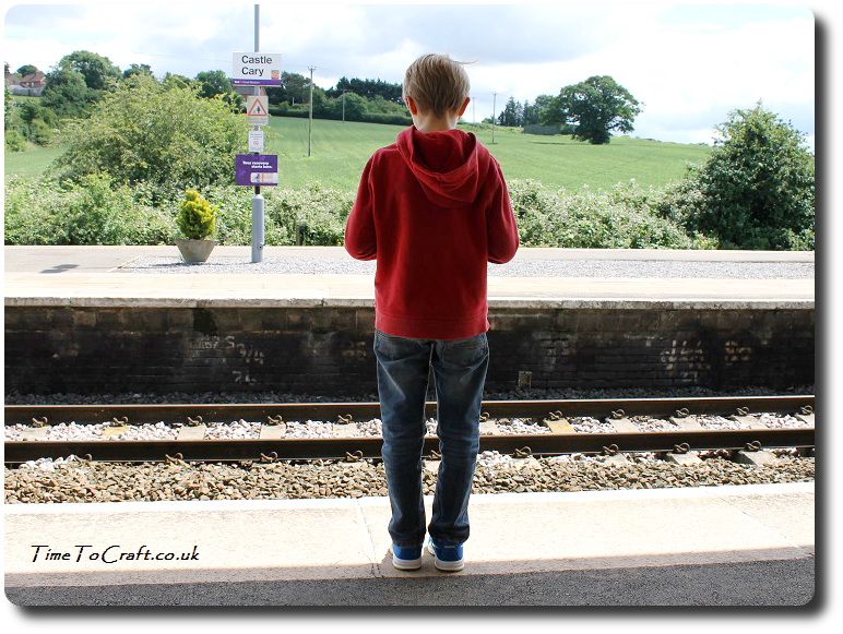on castle cary railway station