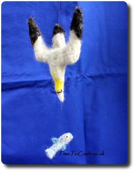 needle-felted-bird-gannet-3-and-fish