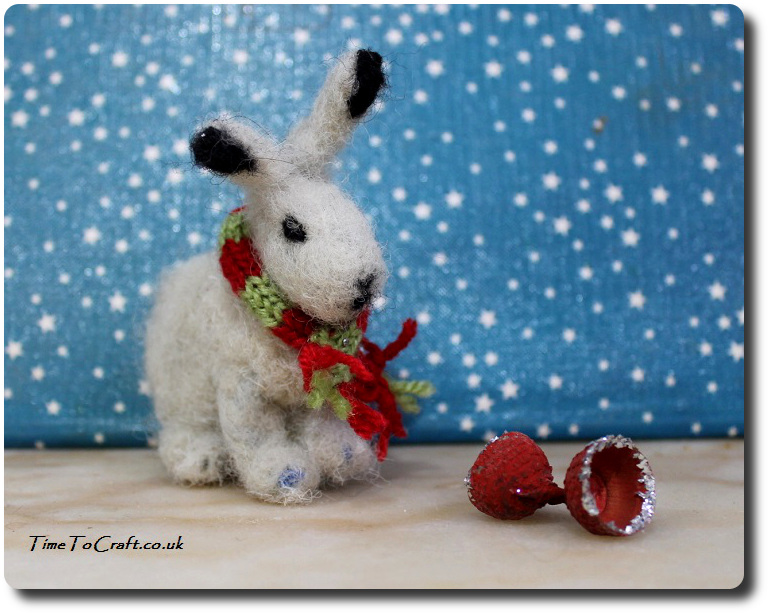 needle-felted-snow-hare-side